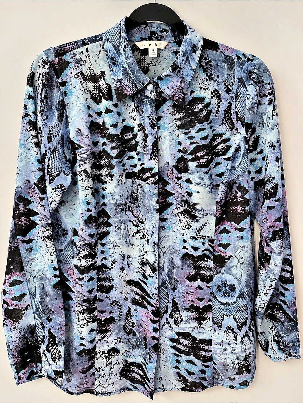 Cabi Animal Print Blouse M Abstract Snakeskin Y2K Button Down Shirt
